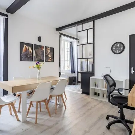 Апартаменты Les Joyaux Du Temps #hypercentre#confort Клермон-Ферран